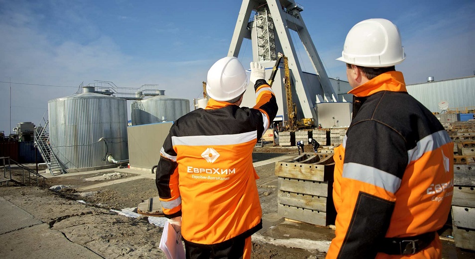 "ЕвроХим" покроет половину спроса на минеральные удобрения в Казахстане