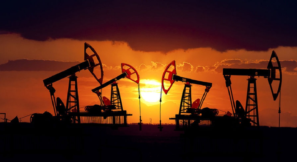 Китай в августе увеличил добычу нефти на 2,3% 