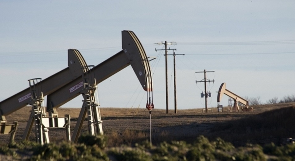 Нефть опустилась в цене до недельного минимума в ожидании заседания ОПЕК+