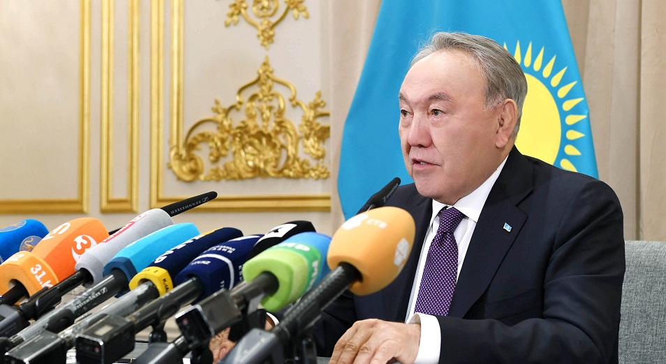 Нурсултан Назарбаев: "Если бы мы были ядерной державой, мы сейчас были бы похожи на Северную Корею"