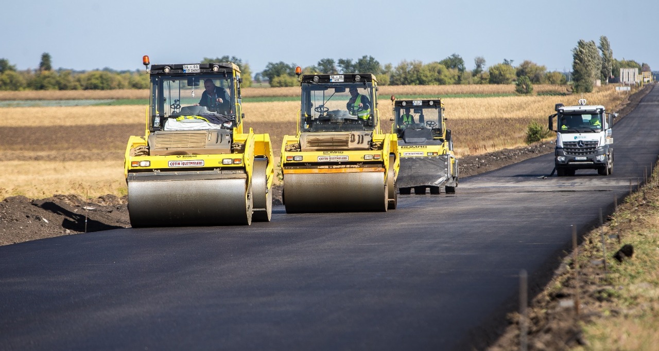 Около 1000 км дорог отремонтируют в Туркестанской области