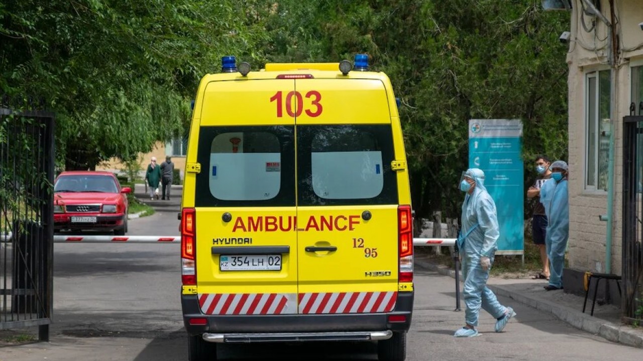 Сколько медиков пострадало во время беспорядков в Алматы