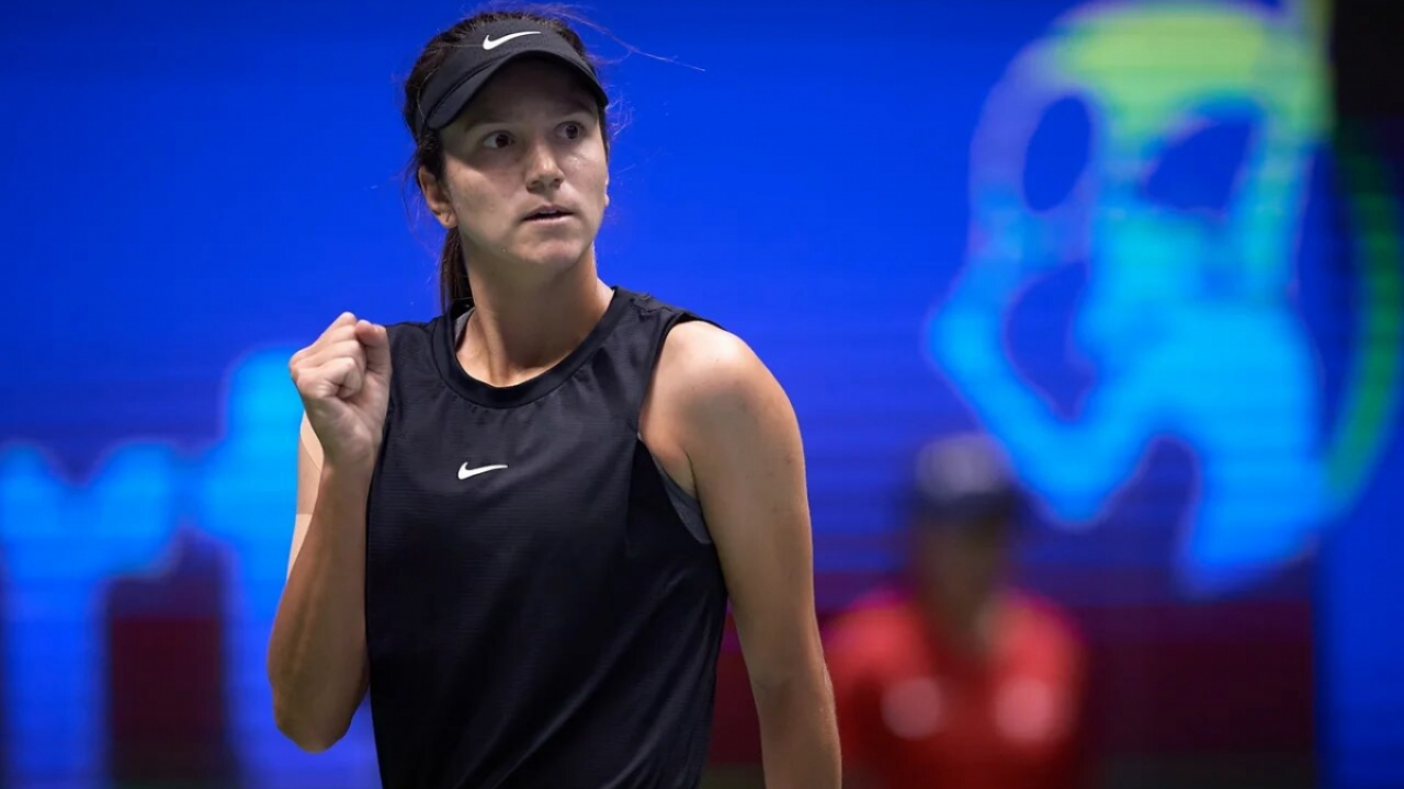 Анна Данилина сенсационно вышла в четвертьфинал Australian Open 2022