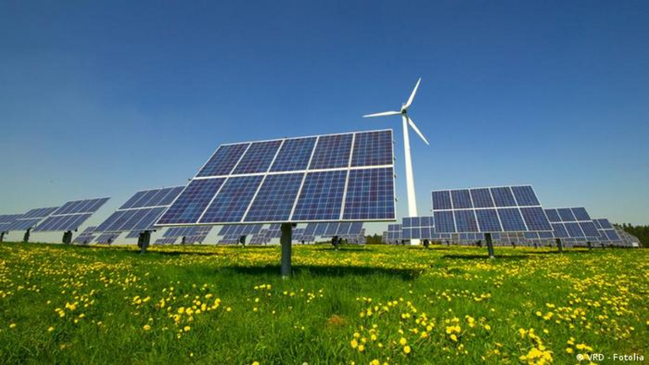 Продление тарифов США на солнечные батареи наносит ущерб торговле "зеленой" энергией