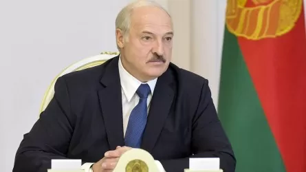 Лукашенко заявил о готовности прикрыть спину России 