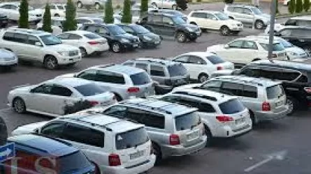 В Казахстане уменьшилось число зарегистрированных автомобилей