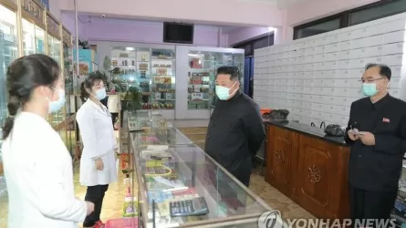 Ким Чен Ын раскритиковал чиновников за отсутствие лекарств для лечения коронавируса