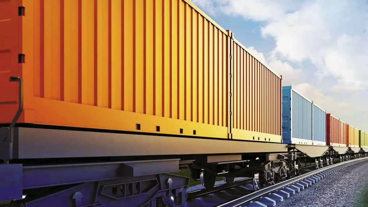 "КТЖ – Грузовые перевозки" просят повышения тарифов на локомотивную тягу на 40%