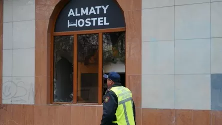 Кому принадлежал сгоревший в Алматы хостел