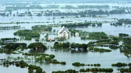 Около 50 тыс. человек пострадали при наводнениях в Таиланде