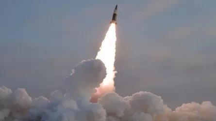 Северная Корея запустила баллистическую ракету большой дальности