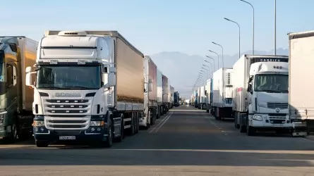 В РК изменили правила допуска автоперевозчиков к осуществлению международных грузоперевозок