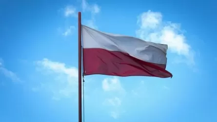 Польша мемлекеттік БАҚ-ты таратуды көздеп отыр 