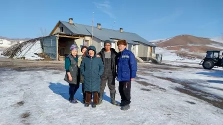 Почему казахстанцев лишают единственного жилья?