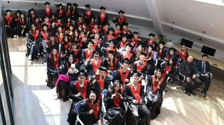 Выпускники МУИТ получили дипломы из рук топ-менеджеров ведущих IT-компаний
