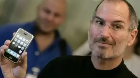  Ашылмаған ең бірінші шыққан iPhone аукционда шамамен 200 000 долларға сатылды 
