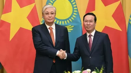 Токаев направил поздравительную телеграмму президенту Вьетнама