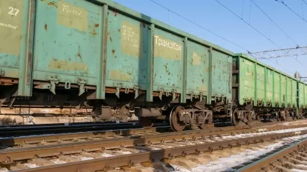 Казахстан на месяц ограничил отправку порожних вагонов в Китай