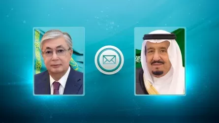 Токаев поздравил главу Саудовской Аравии с Днем основания Королевства