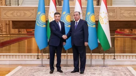 Локомотивы, мука, IT-продукты: Казахстан наращивает экспорт в Таджикистан