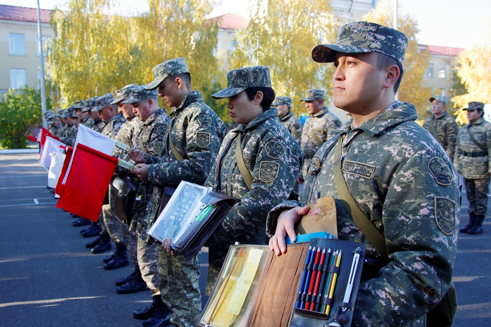 В Вооружённых силах Казахстана продолжается итоговая проверка