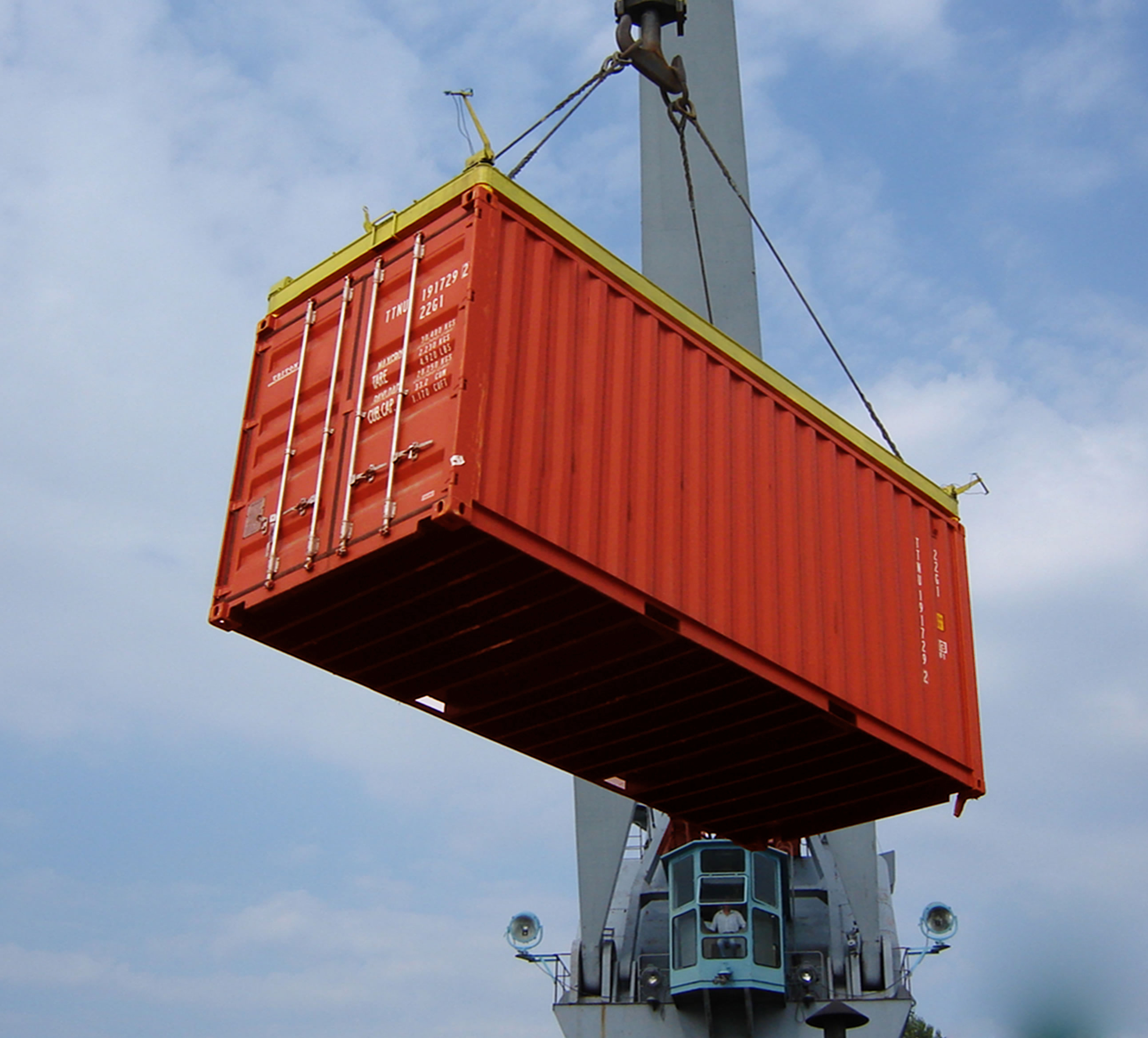 Общий объем контейнерных перевозок через Казахстан вырос на 54% 
