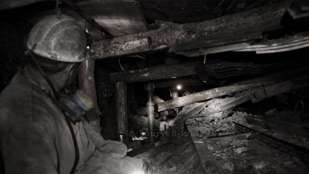 По факту гибели рабочих на шахте ВКО начата внутренняя проверка