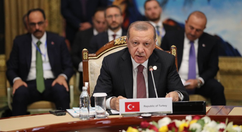 Тюркский мир устал от доллара