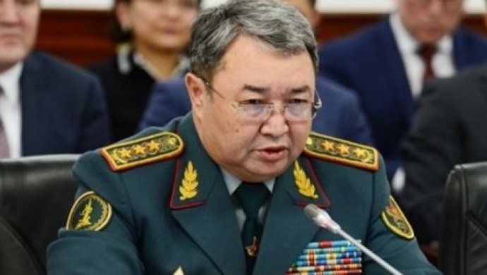 Касым-Жомарт Токаев уволил бывшего министра обороны Сакена Жасузакова