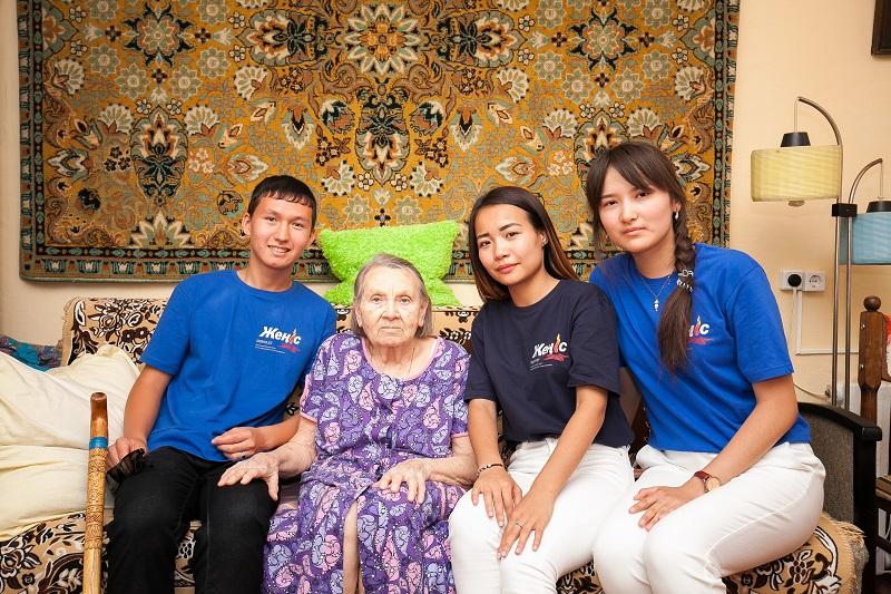 В Астане назвали лучших волонтёров социально-благотворительного проекта "Жеңіс" 