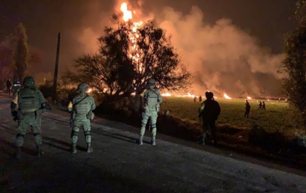 Взрыв трубопровода в Мексике: погибли не менее 20 человек   
