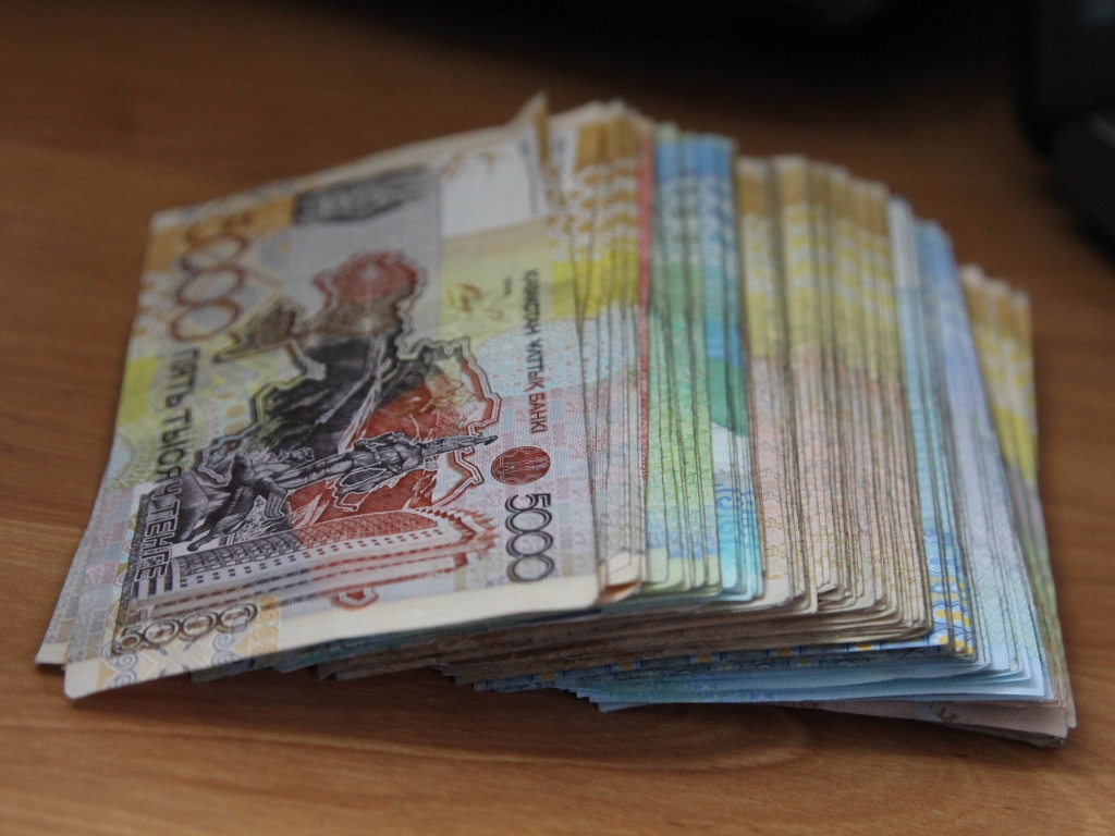 Казахстанцы доверяют банкам и предпочитают долгосрочные депозиты 