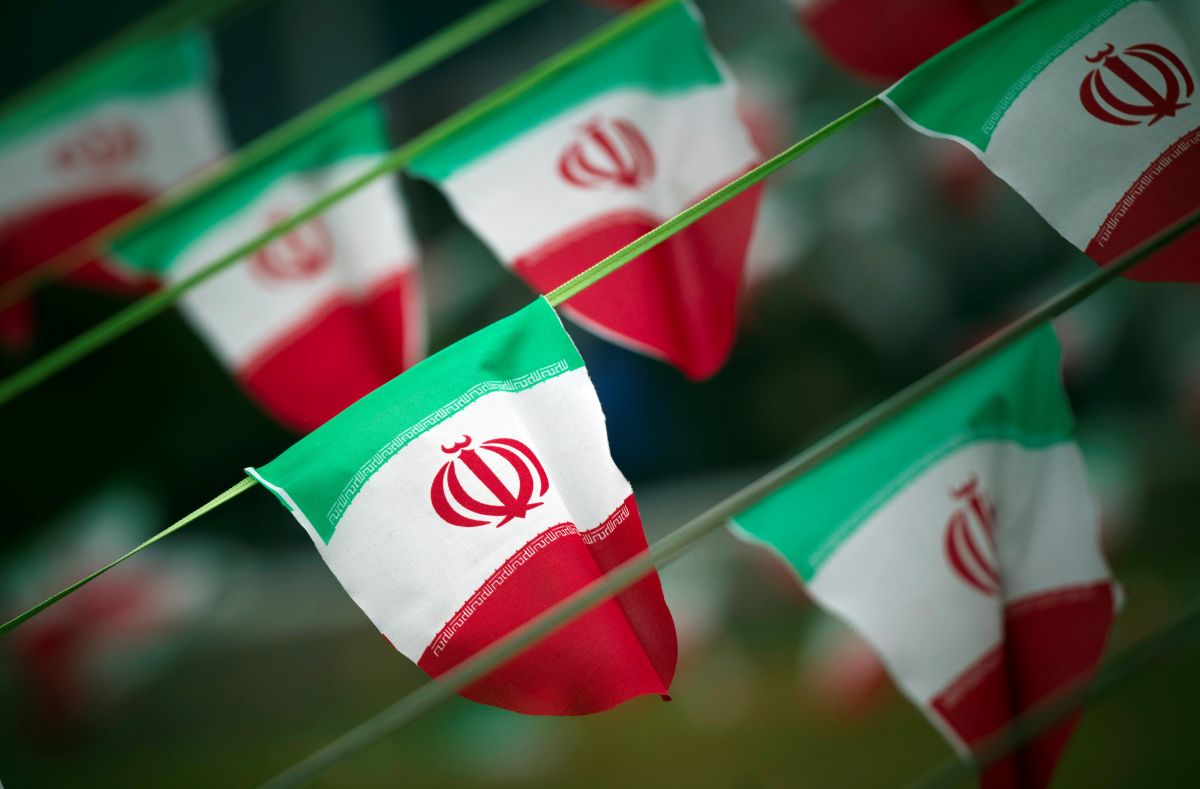 ЕС, Франция, ФРГ и Великобритания сожалеют в связи с решением США восстановить санкции против Ирана