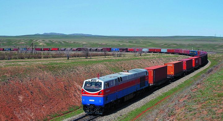 Объем транзитных контейнерных перевозок через Казахстан в первом полугодии увеличился в 1,5 раза