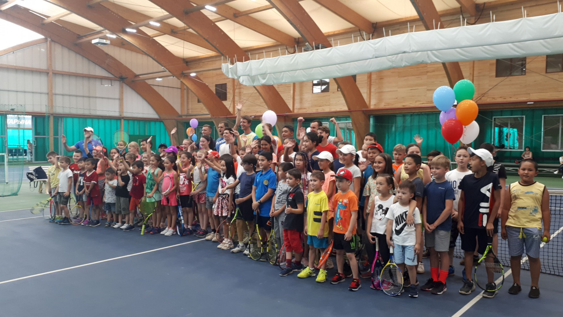 В Шымкенте прошел теннисный детский мастер-класс с участием команды Казахстана