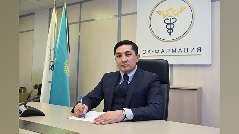 В Казахстане освобождены от должностей главы Фонда медицинского страхования и "СК-Фармации"