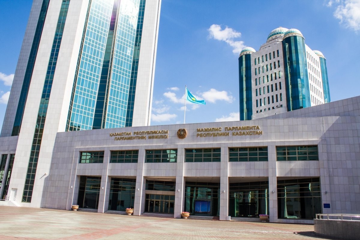 Мажилис РК одобрил ратификацию соглашения с КНР об освобождении от налогов доходов Казахстанско-китайского инвестфонда 