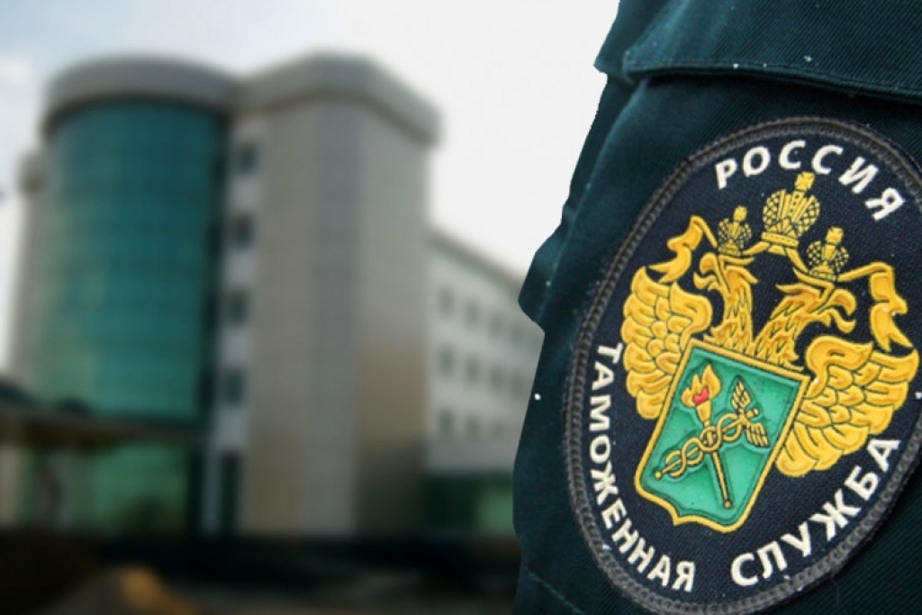 Двое граждан Казахстана получили условные сроки за контрабанду сушёных пеликаньих голов на Алтае