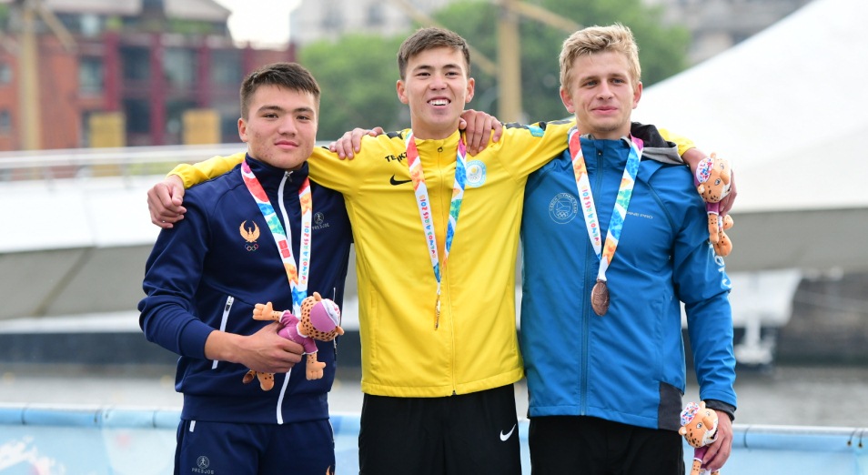 ЮОИ-2018: гребцы подняли Казахстан на 13-е место общего зачёта