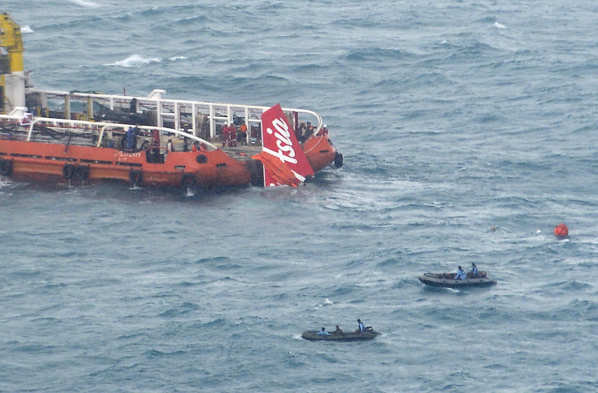 189 человек находилось на борту разбившегося в Индонезии самолета 