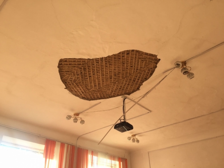 Специальная комиссия расследует инцидент с обрушением потолка в школе Актобе