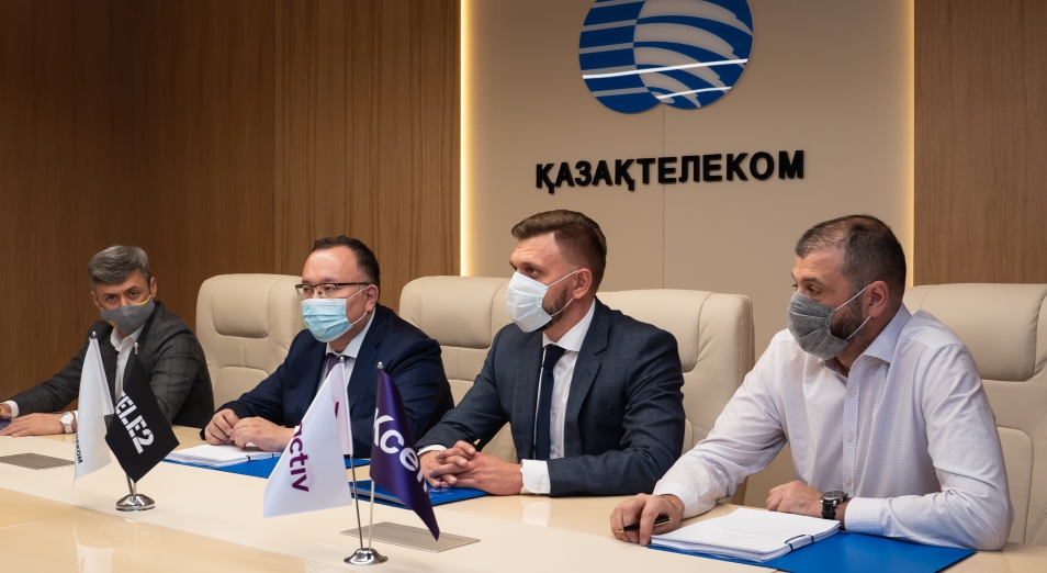Шеринг ради села: сотовые операторы Казахстана договорились о совместном использовании сетей в рамках проекта "250+"