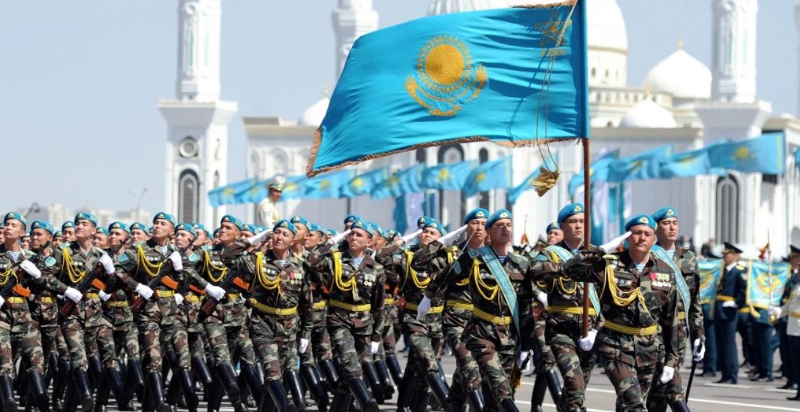 Какая культурная программа ждет казахстанцев на День защитника Отечества и 9 Мая
