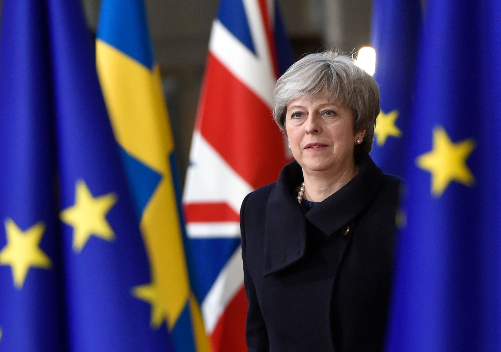 Министры Великобритании потребуют отставки Терезы Мэй