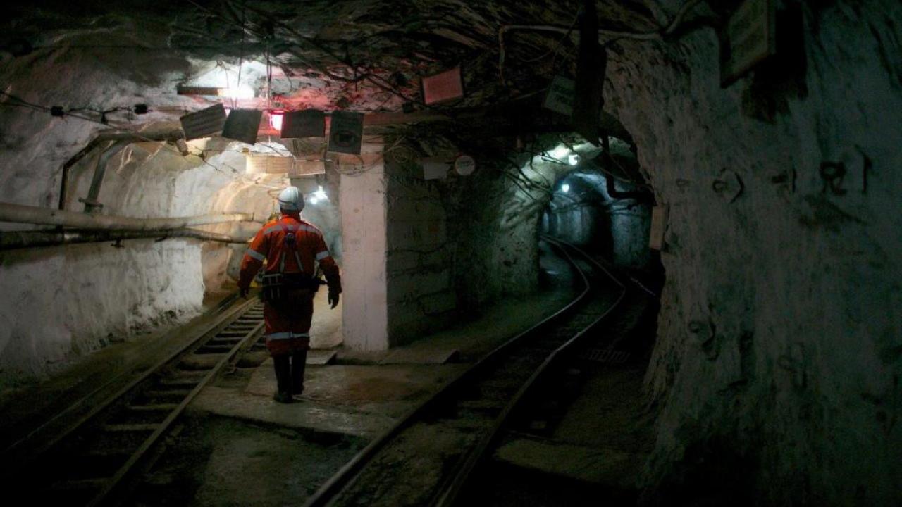 Взрыв на шахте в Актюбинской области расследует комиссия 