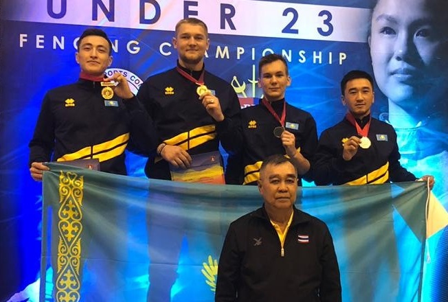 Семсерлесуден Азия чемпионатында спортшыларымыз екі "алтын" алды