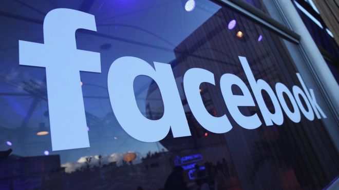 Facebook удалила сотни аккаунтов, связанных c Россией        