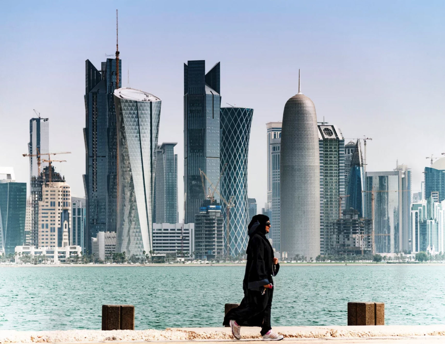 Саудовская Аравия может ввести подоходный налог и распродать госактивы