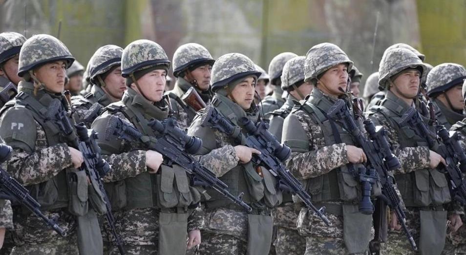 Казахстанская армия усиливает оборону на фоне событий в Афганистане