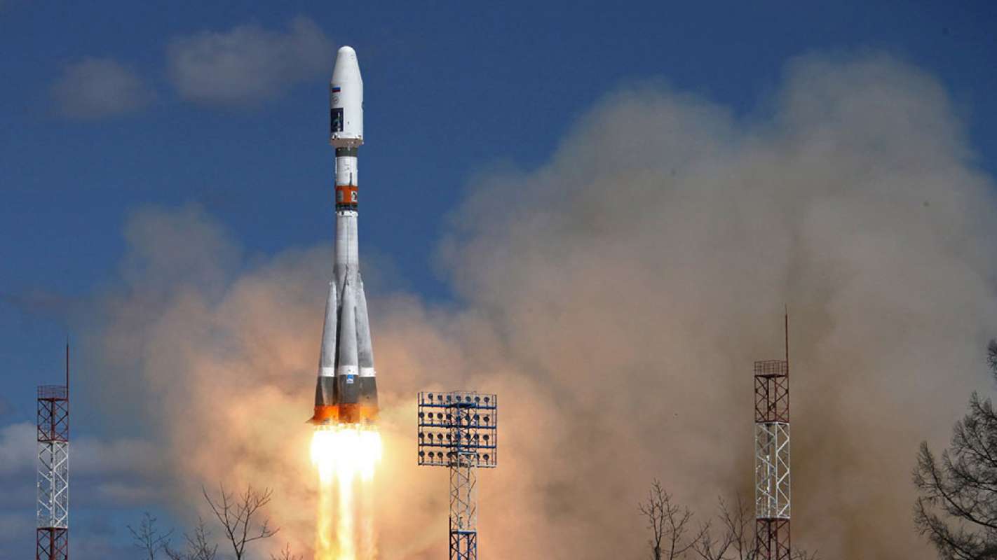 С космодрома Байконур стартовала ракета "Союз-2.1б" со спутником "Арктика-М" 